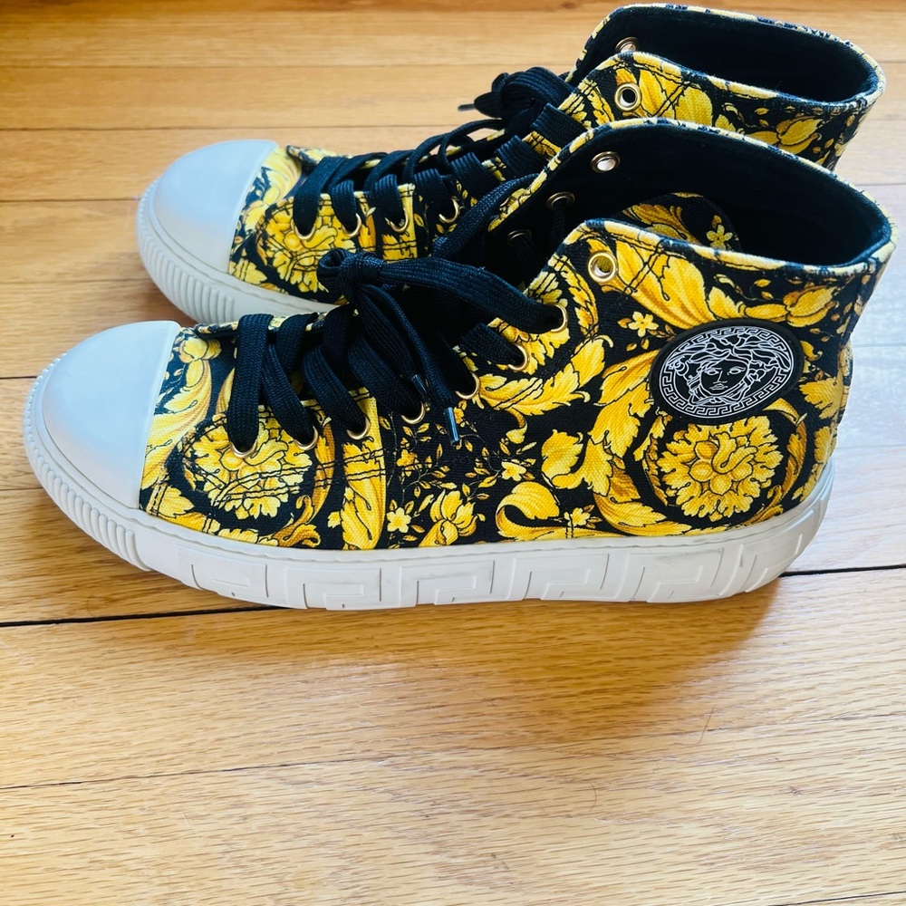 Versace Yellow & Black Baroque High-Top Sneakers - Picture 4 of 9